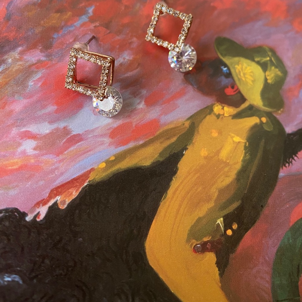 Rhinestone Geometric Stud Earrings - Picture 3 of 5